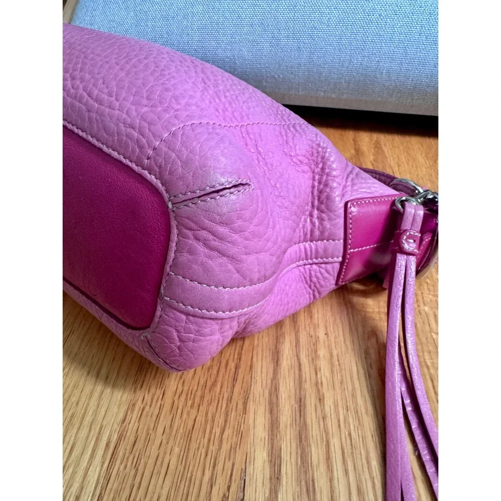 Vintage Coach Soho Two-Tone Pink Pebbled Slouchy Leather Hobo Bag Y2K